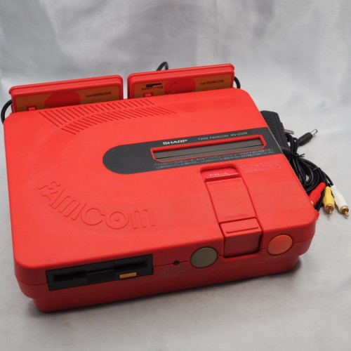 Used Sharp Twin Famicom AN-500R [New Rubber Belt replaced] - Tested & Working