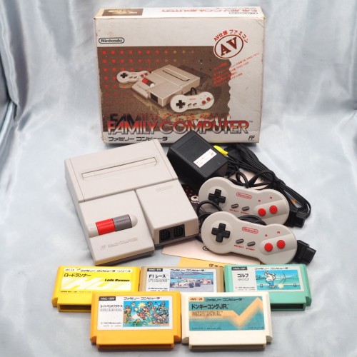 Used Nintendo New Famicom Console System HVC-101 Boxed [Serial number match] + 5 Games SET - Tested & Working